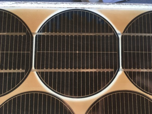 光伏發(fā)電超25年最新證據(jù)：40歲的老電站還在發(fā)電！