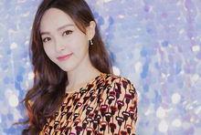娛樂吃瓜醬精修,揭秘娛樂圈幕后真相，帶你領略明星們的真實生活